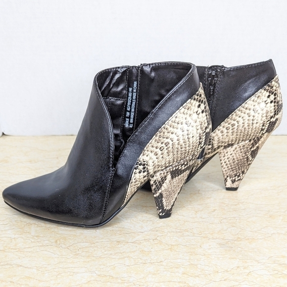 The Limited Nadalie Bootie Black Faux Snakeskin Open Side Pointed Toe Heeled - Picture 12 of 13